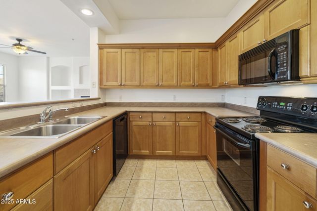 19475 N GRAYHAWK Drive 2116, Scottsdale, AZ 85255