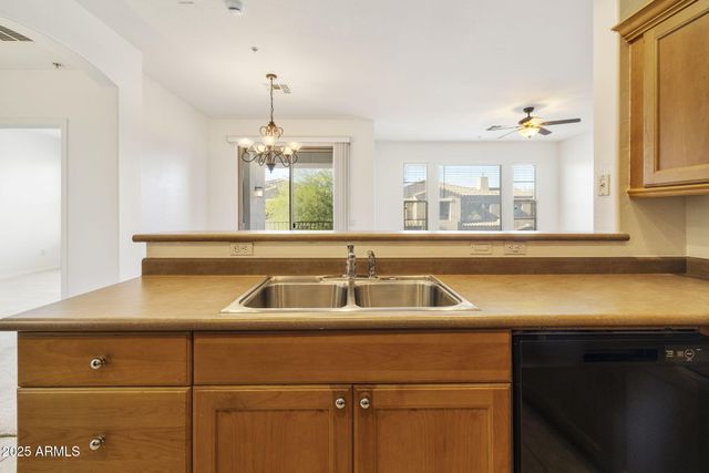 19475 N GRAYHAWK Drive 2116, Scottsdale, AZ 85255