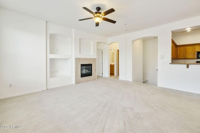 19475 N GRAYHAWK Drive 2116, Scottsdale, AZ 85255