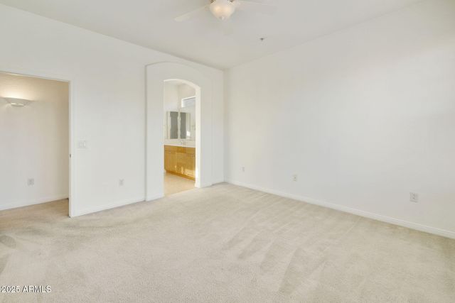 19475 N GRAYHAWK Drive 2116, Scottsdale, AZ 85255