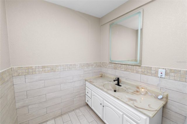 4120 ORANGE AVENUE, Mulberry, FL 33860
