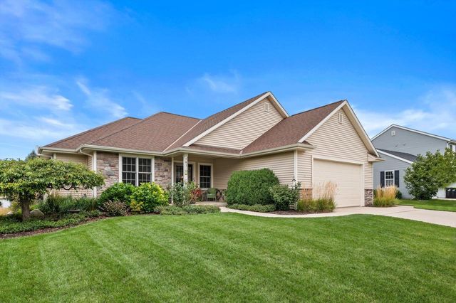 781 Autumn Ridge LANE, Hartford, WI 53027