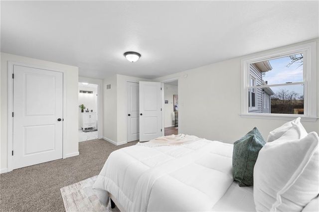 309 E 2nd Street, Bonner Springs, KS 66012