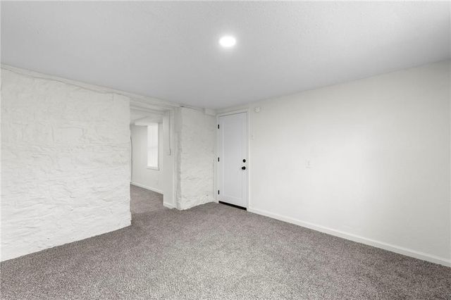 309 E 2nd Street, Bonner Springs, KS 66012