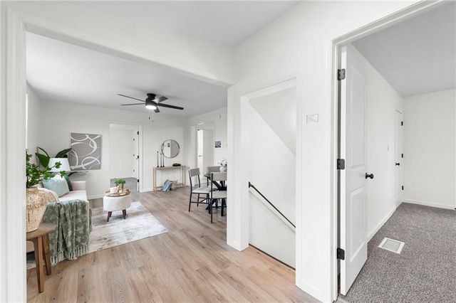 309 E 2nd Street, Bonner Springs, KS 66012