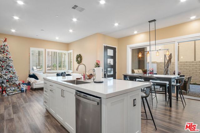 27238 Bush Mallow Court, Valencia, CA 91381