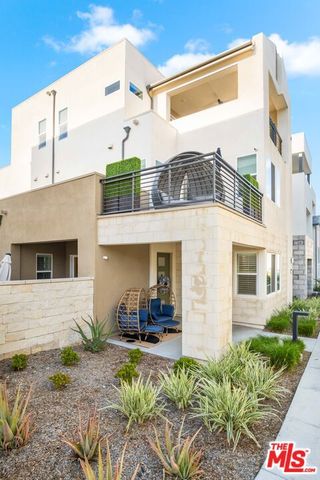 27238 Bush Mallow Court, Valencia, CA 91381