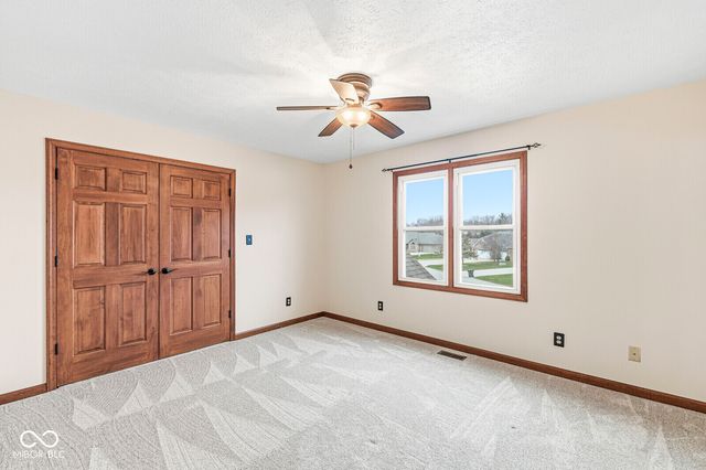 322 Samuel Drive, Whiteland, IN 46184