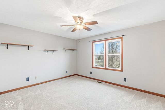 322 Samuel Drive, Whiteland, IN 46184