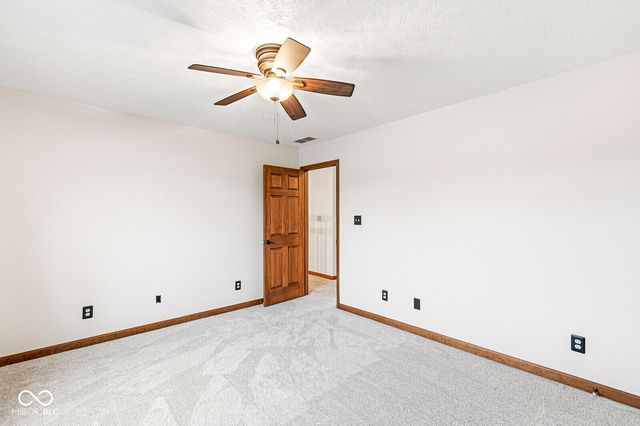 322 Samuel Drive, Whiteland, IN 46184