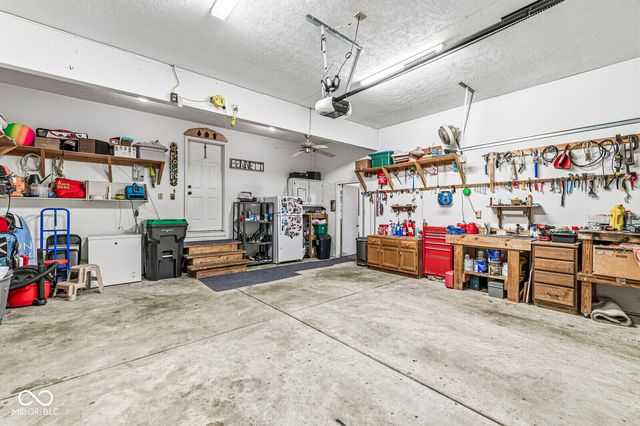 322 Samuel Drive, Whiteland, IN 46184