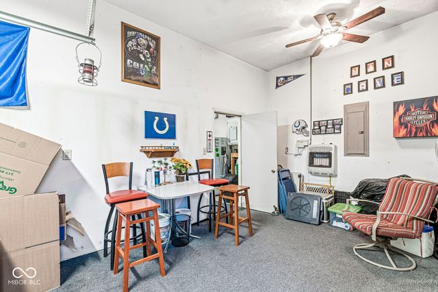 322 Samuel Drive, Whiteland, IN 46184