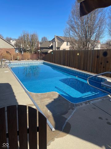 322 Samuel Drive, Whiteland, IN 46184