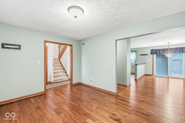 322 Samuel Drive, Whiteland, IN 46184