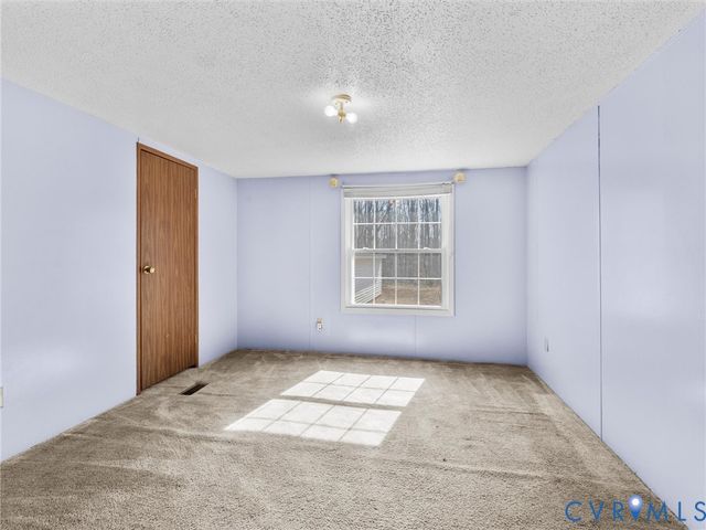 1349 Whispering Rd, Buckingham, VA 23936