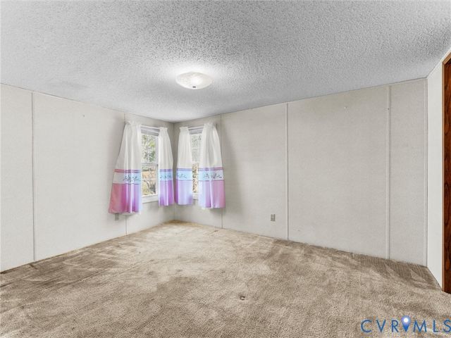 1349 Whispering Rd, Buckingham, VA 23936