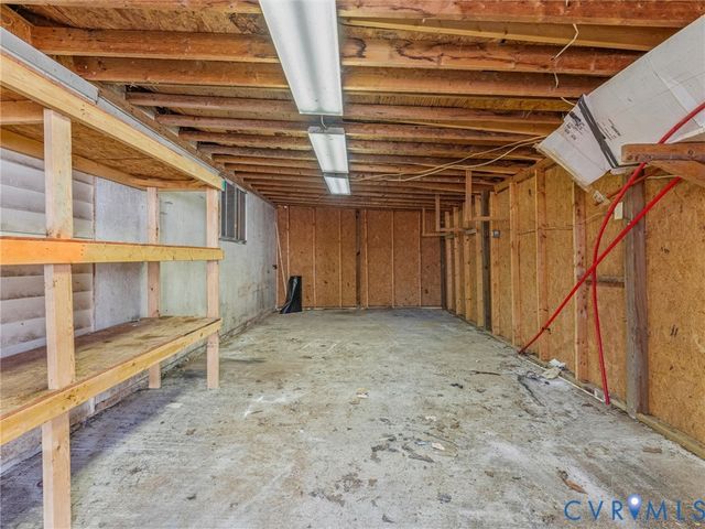 1349 Whispering Rd, Buckingham, VA 23936