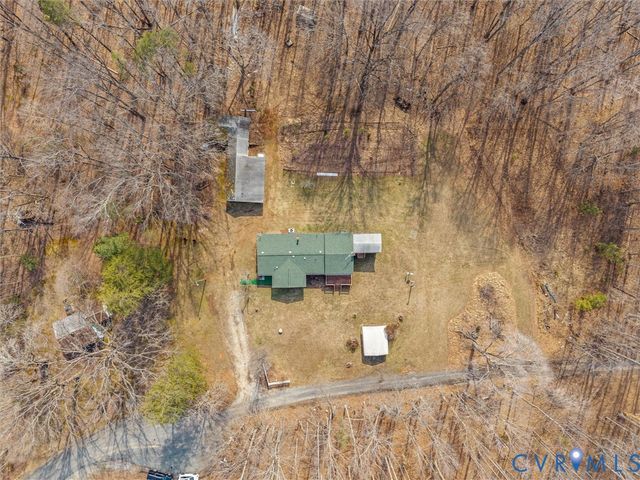 1349 Whispering Rd, Buckingham, VA 23936