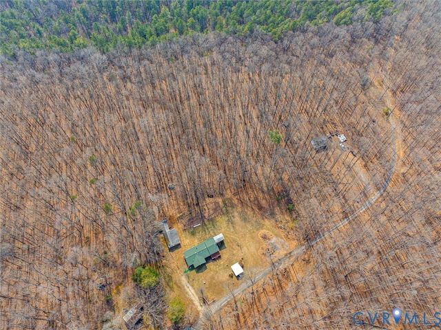 1349 Whispering Rd, Buckingham, VA 23936