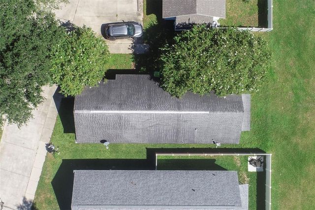6212 MOOREFIELD LANE, Zephyrhills, FL 33542