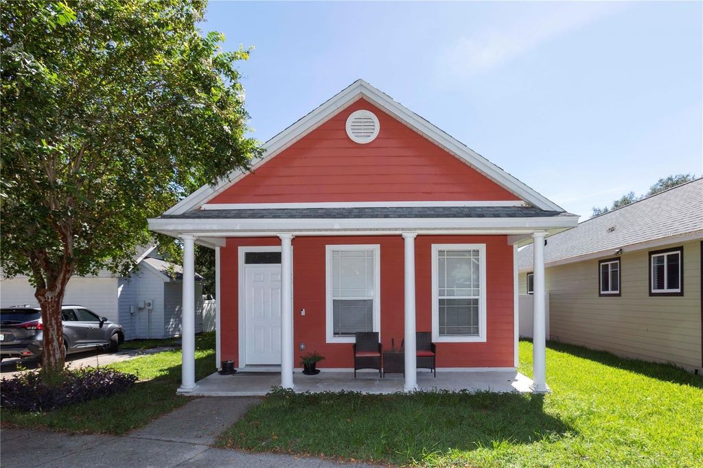 6212 MOOREFIELD LANE, Zephyrhills, FL 33542
