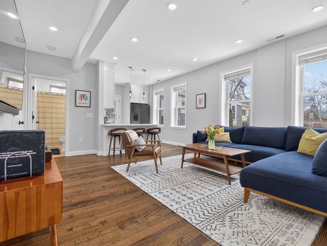 3 Roslin Street 2, Boston, MA 02124