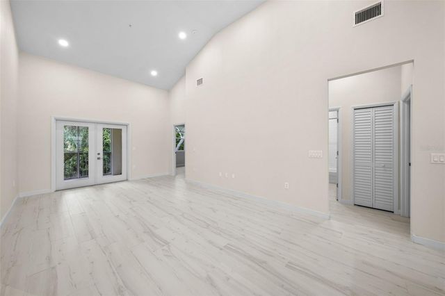 3890 34TH AVENUE S 203, St Petersburg, FL 33711