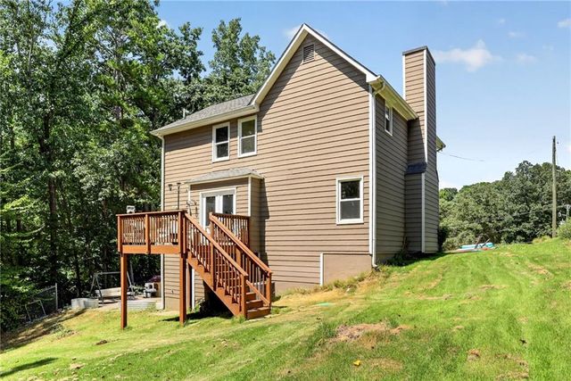 222 Valley Brook Drive, Woodstock, GA 30188