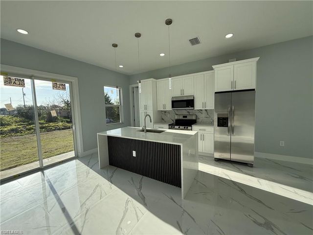 731 Ferndale AVE S, Lehigh Acres, FL 33974
