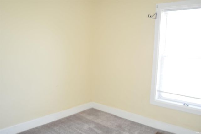 1113 W Oak Street, Mitchell, IN 47446