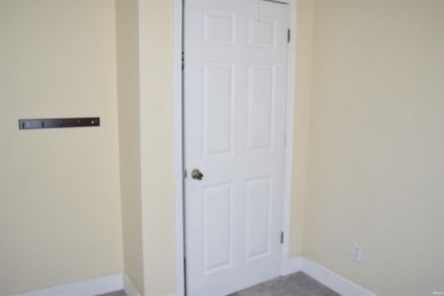 1113 W Oak Street, Mitchell, IN 47446