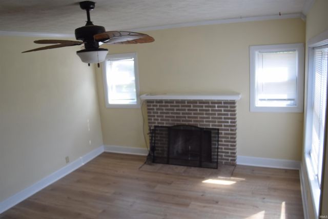 1113 W Oak Street, Mitchell, IN 47446