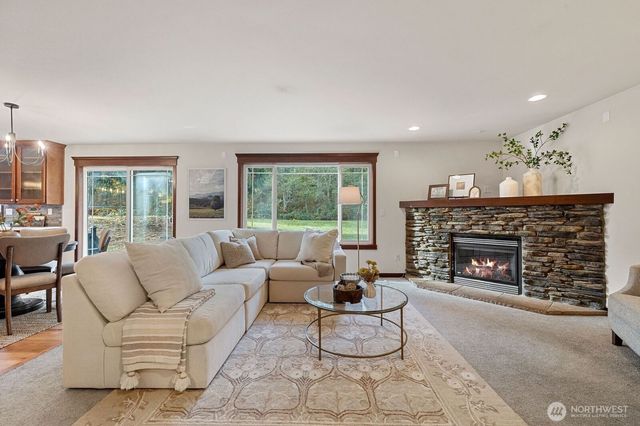 16710 W Lake Goodwin Road, Stanwood, WA 98292