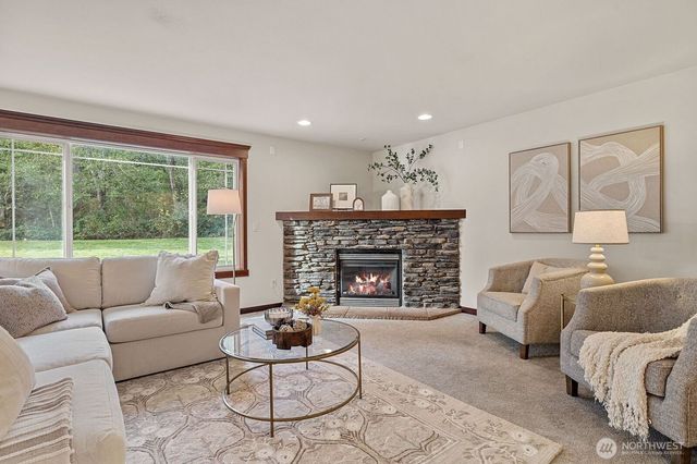 16710 W Lake Goodwin Road, Stanwood, WA 98292