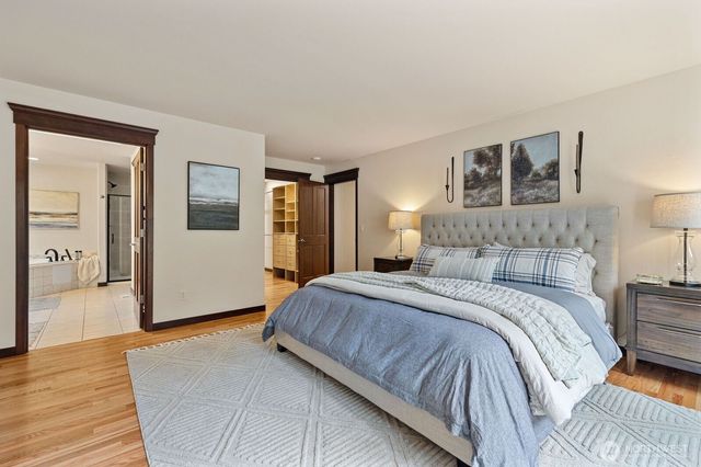 16710 W Lake Goodwin Road, Stanwood, WA 98292