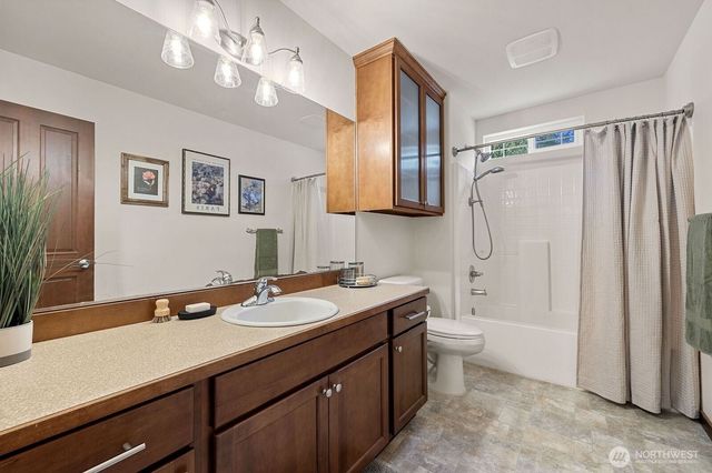 16710 W Lake Goodwin Road, Stanwood, WA 98292