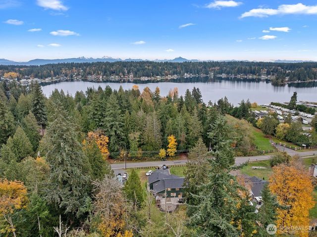 16710 W Lake Goodwin Road, Stanwood, WA 98292
