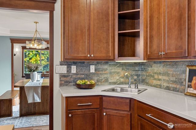 16710 W Lake Goodwin Road, Stanwood, WA 98292