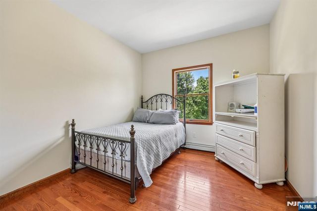 6 Comanche Trail, Vernon, NJ 07462