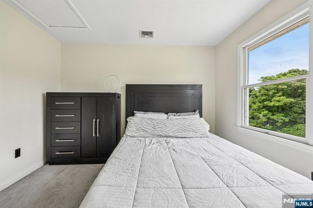 6 Comanche Trail, Vernon, NJ 07462
