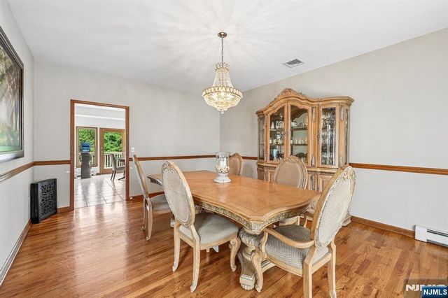 6 Comanche Trail, Vernon, NJ 07462
