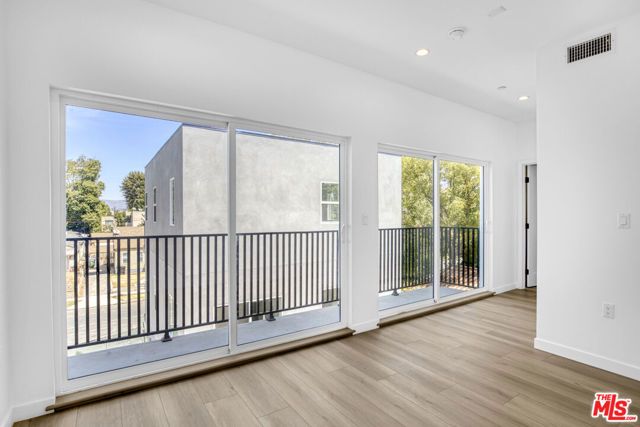 10826 Hesby Street, North Hollywood (los Angeles), CA 91601