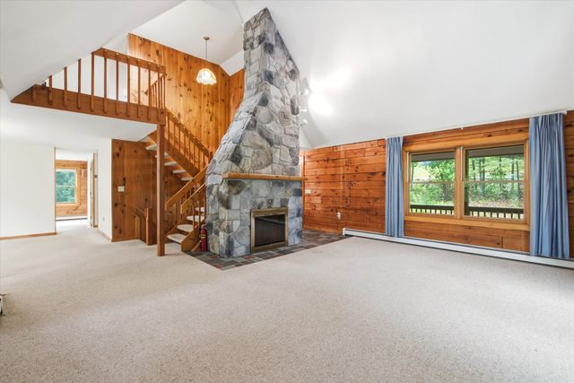 18 Ring Hill Road, Bradford, NH 03221