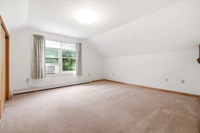 18 Ring Hill Road, Bradford, NH 03221