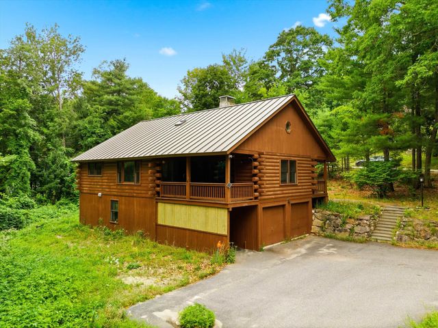 18 Ring Hill Road, Bradford, NH 03221