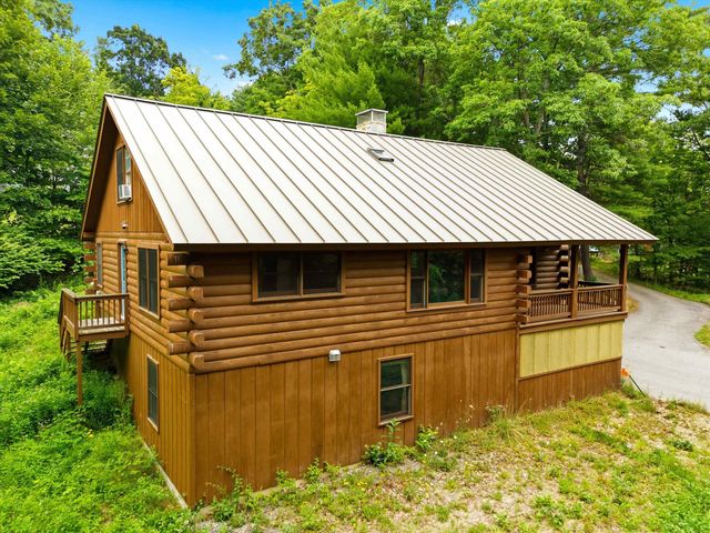18 Ring Hill Road, Bradford, NH 03221