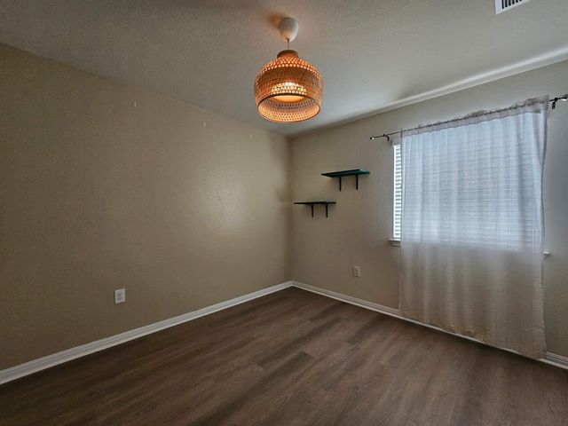 18205 Bandelier DR, Pflugerville, TX 78660