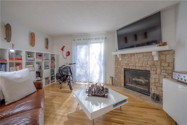 1913 Lawrence Court, Kansas City, KS 66103