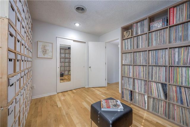 1913 Lawrence Court, Kansas City, KS 66103