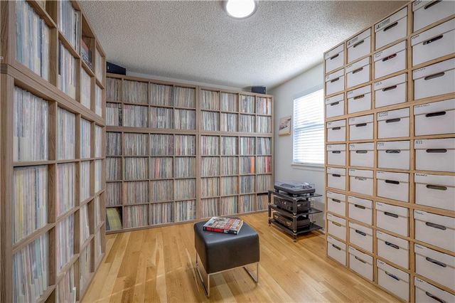 1913 Lawrence Court, Kansas City, KS 66103